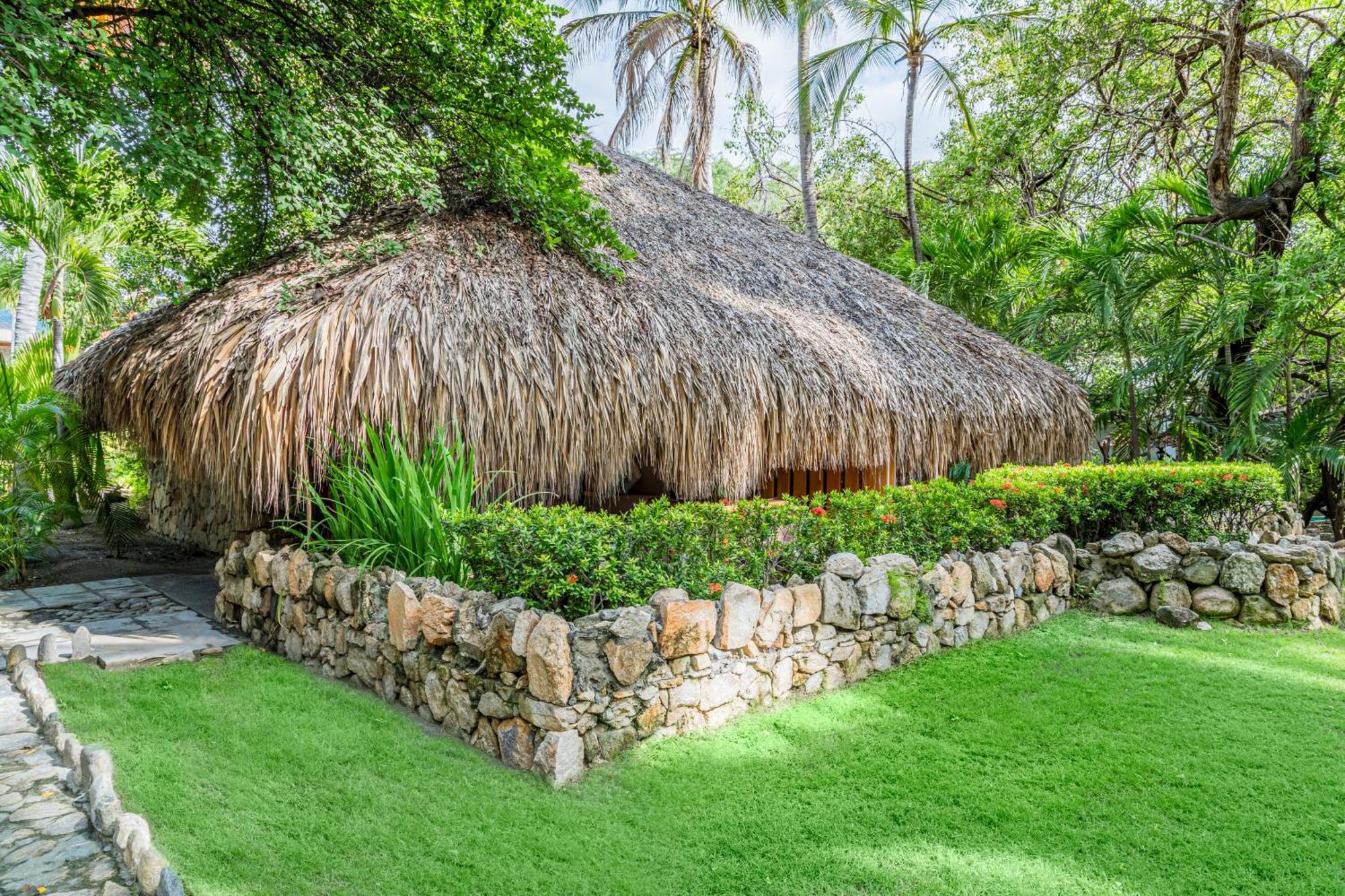 Hotel Irotama Bungalows & Bohios サンタ・マルタ エクステリア 写真