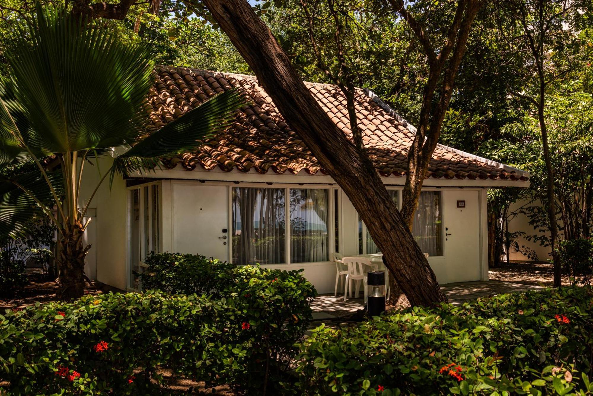 Hotel Irotama Bungalows & Bohios サンタ・マルタ エクステリア 写真